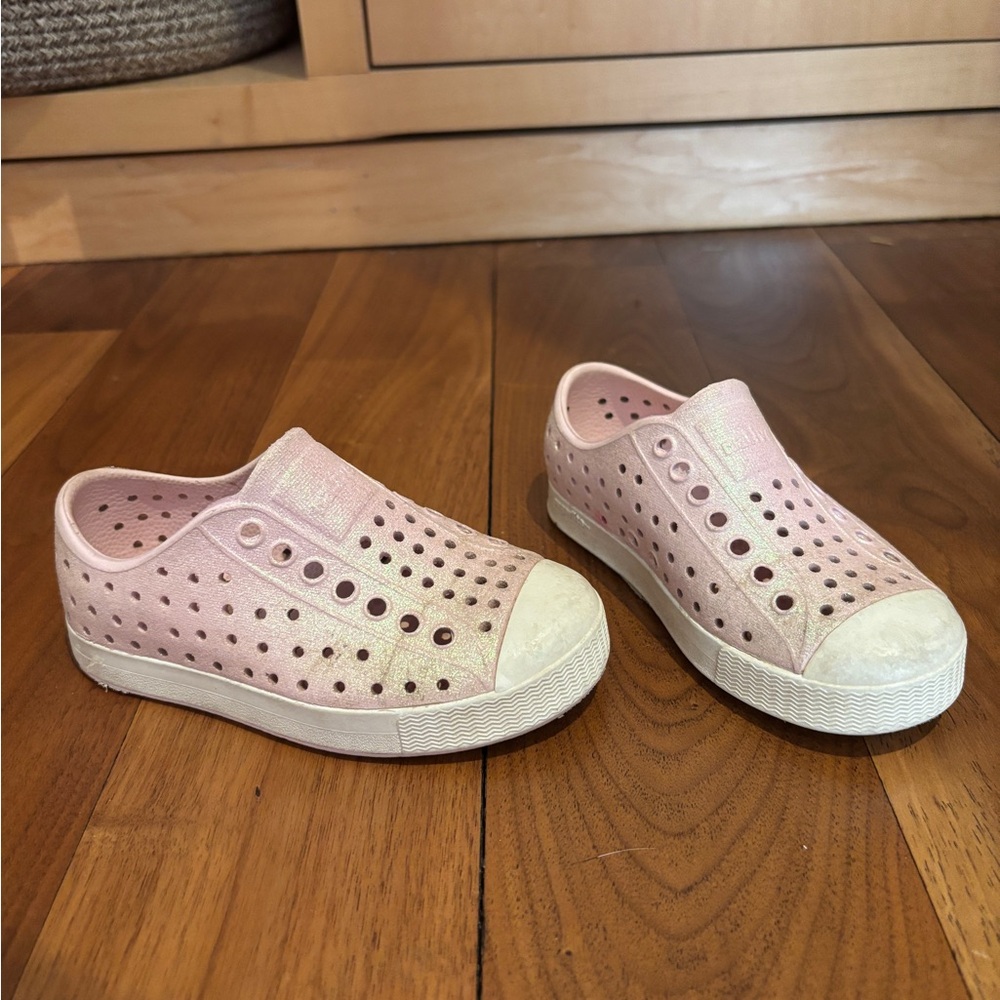 Native Kids Slip-On Perforated Shoes in Light Pink with White Sole